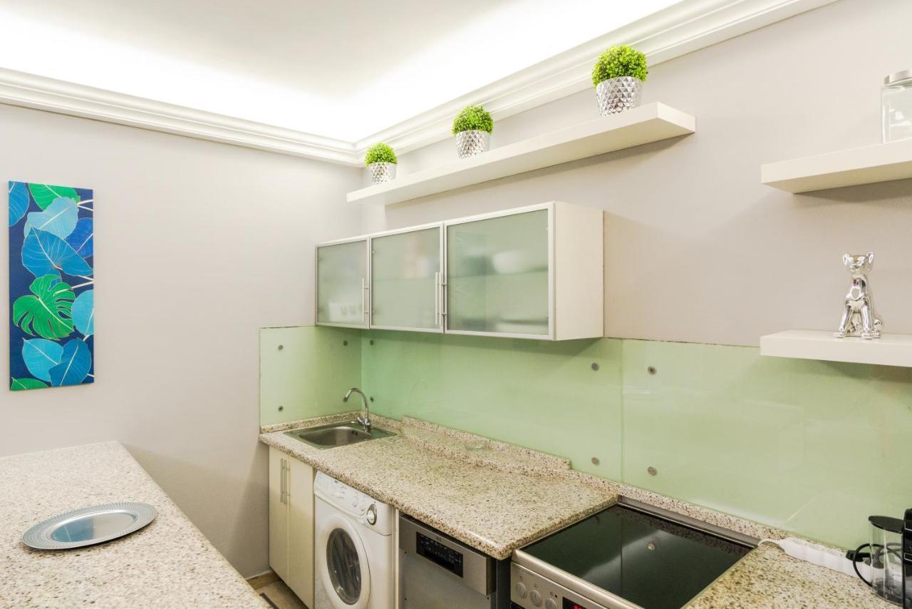 Andrassy Avenue Exclusive Apartment บูดาเปสต์ ภายนอก รูปภาพ