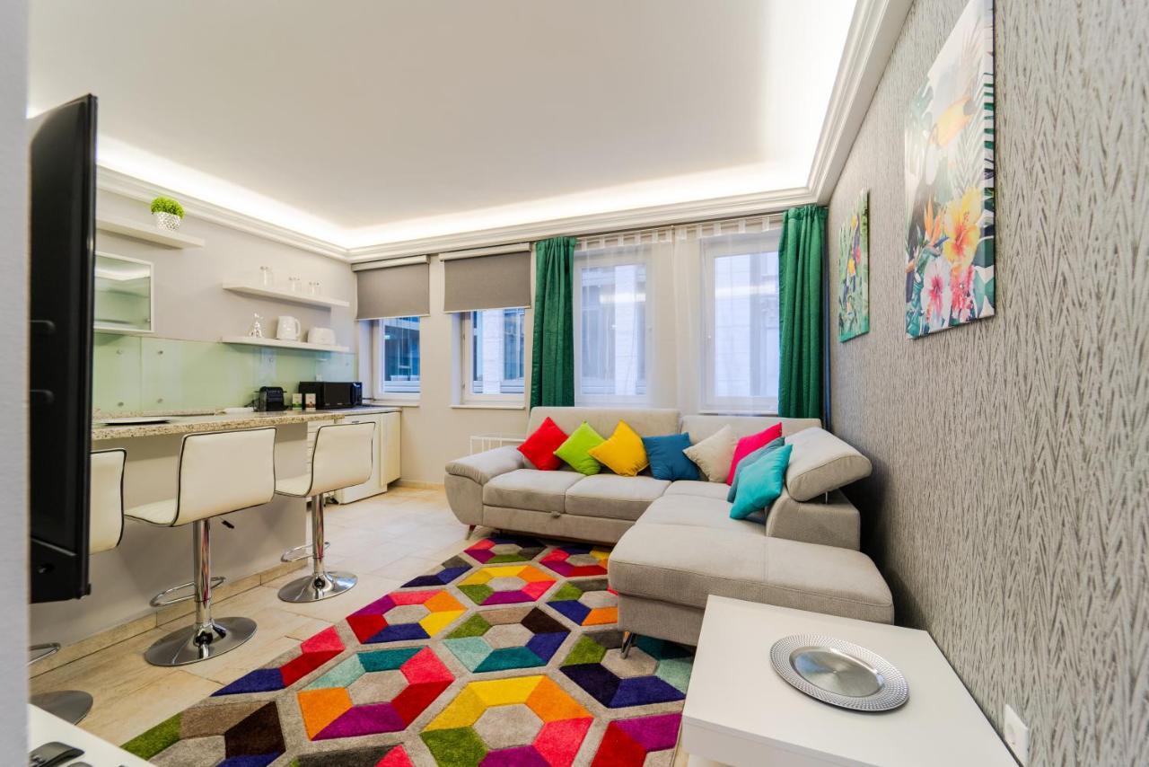 Andrassy Avenue Exclusive Apartment บูดาเปสต์ ภายนอก รูปภาพ